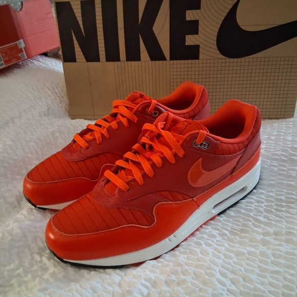 Nike Air Max 1 Men's  12.5 Shoes HQ3607 687 Gym Red/University Red/Light Crimson - Picture 5 of 9